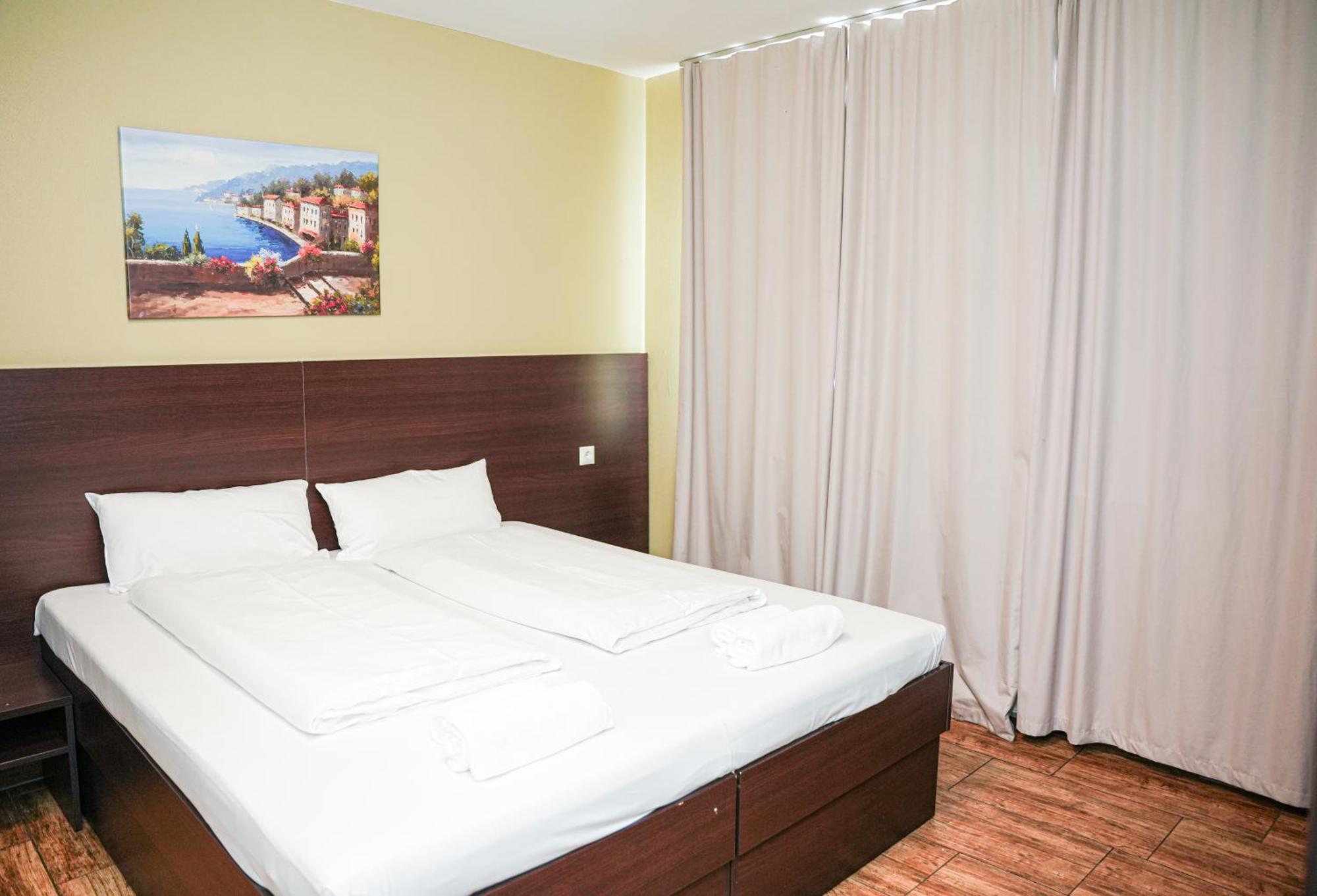 Star Hotel